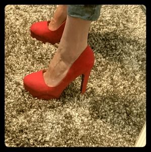 4/$25 Red platform high heels